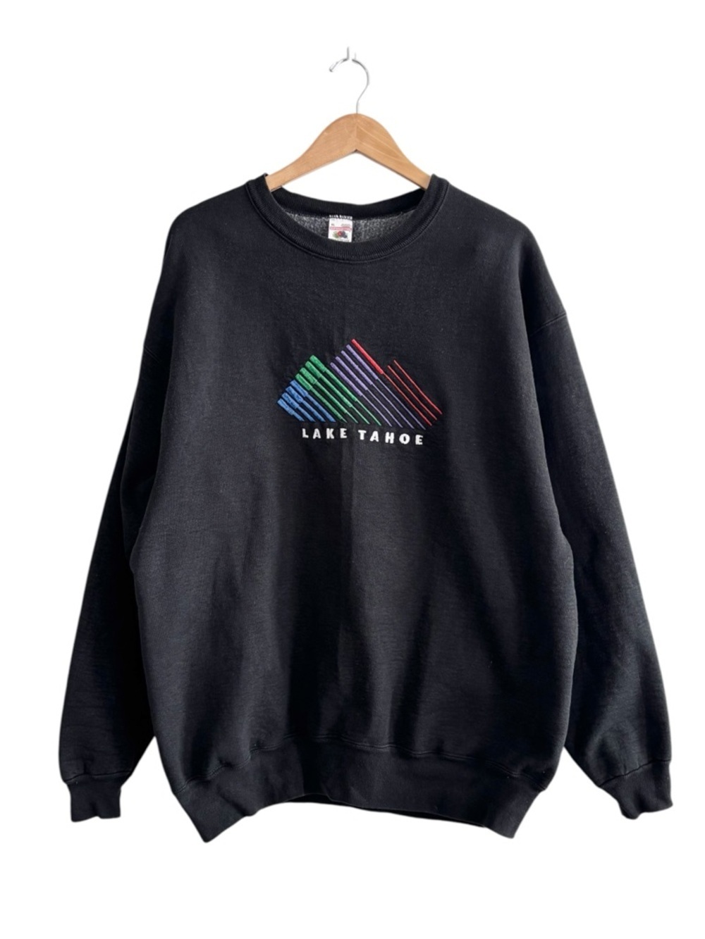 Vintage Embroidered Fruit of the Loom Crewneck with Multicolor Mountain